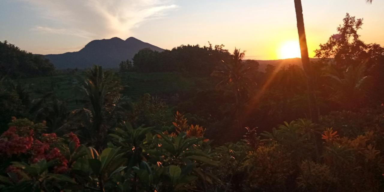 Pondok Lembah Dukuh Homestay Karangasem Exterior foto